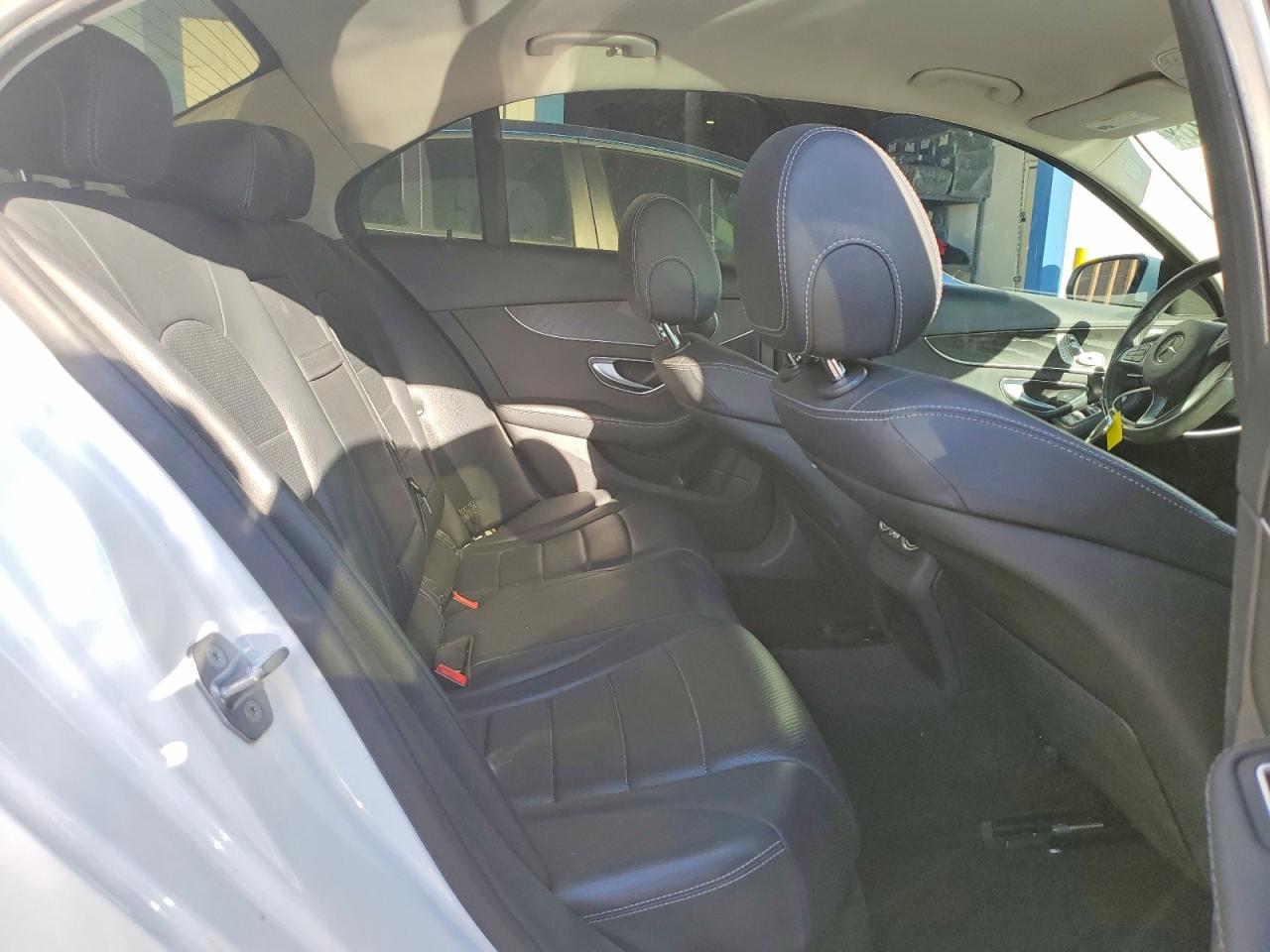 2017 MERCEDES-BENZ C C300