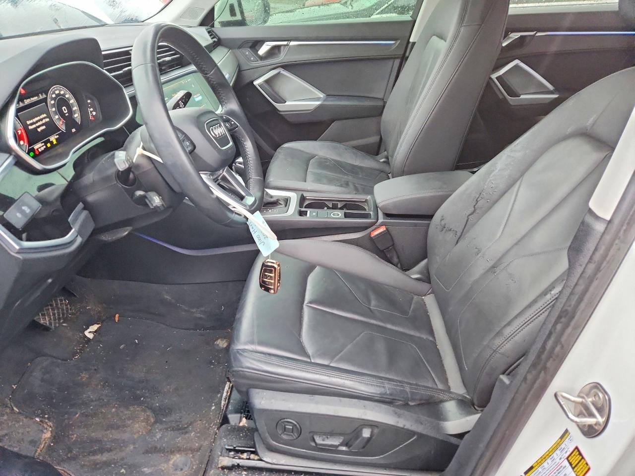 2020 AUDI Q3 S Line quattro Prestige