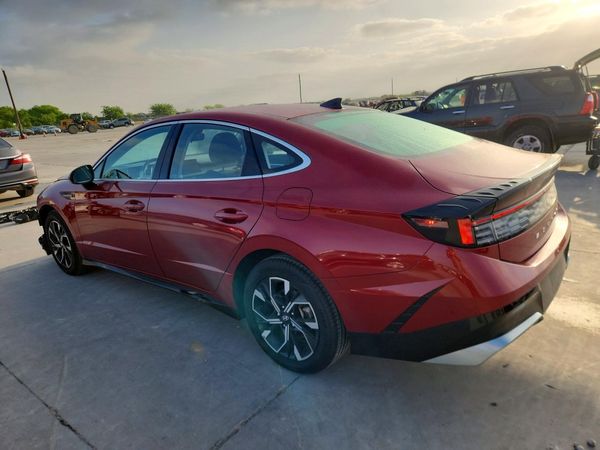 2025 HYUNDAI SONATA