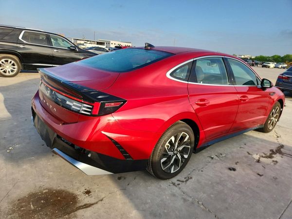 2025 HYUNDAI SONATA