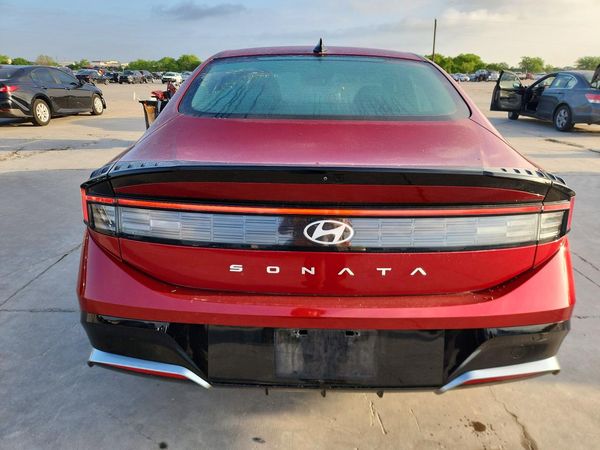 2025 HYUNDAI SONATA