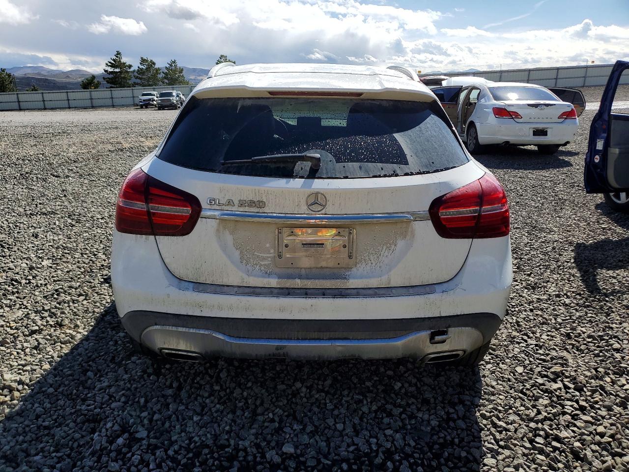 2020 MERCEDES-BENZ GLA GLA250