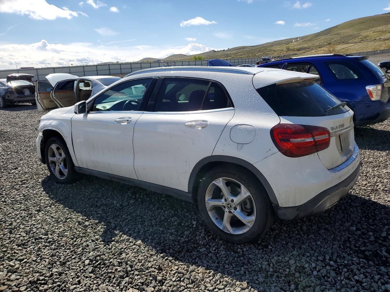 2020 MERCEDES-BENZ GLA GLA250