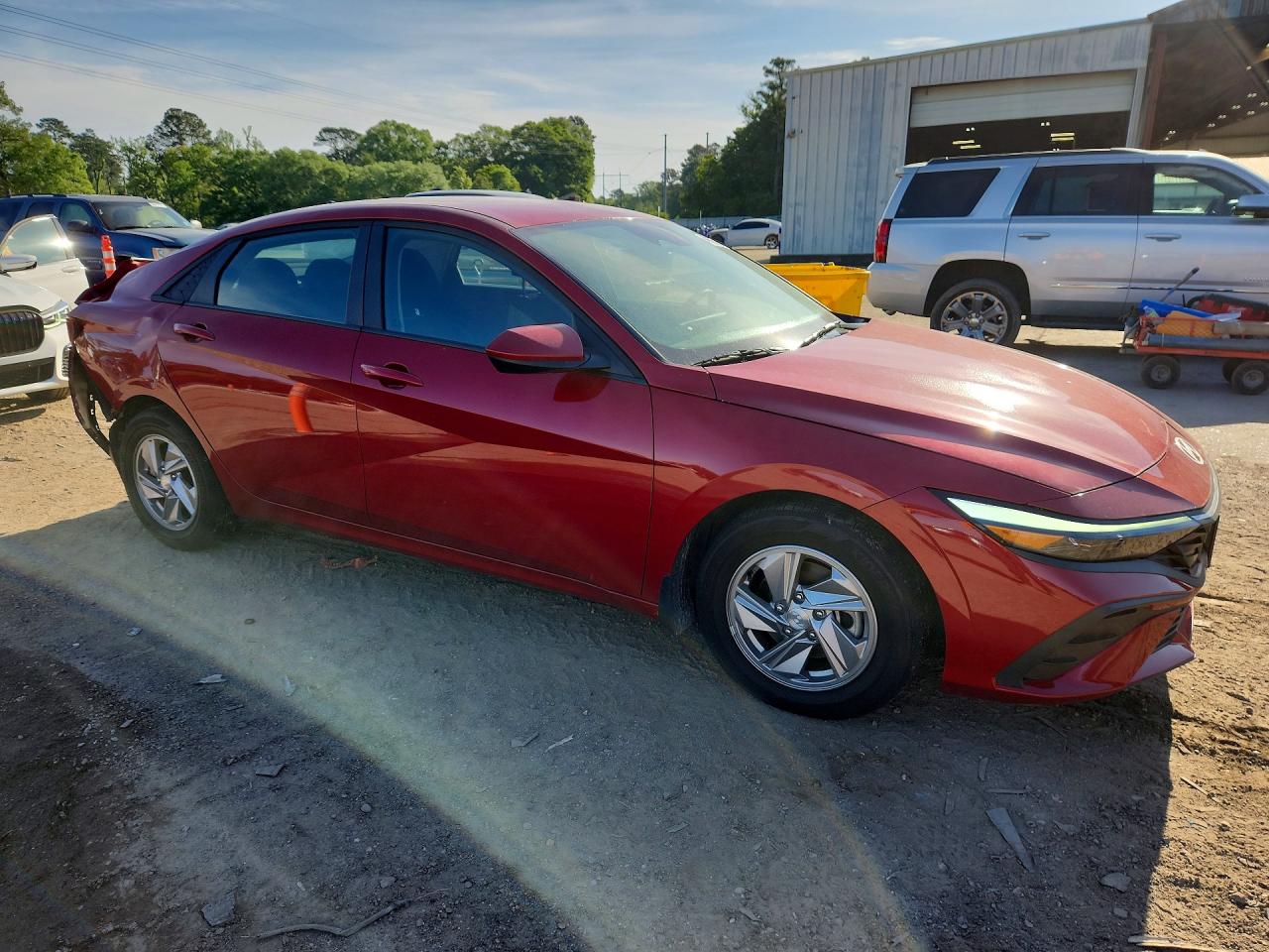 2025 HYUNDAI ELANTRA SE