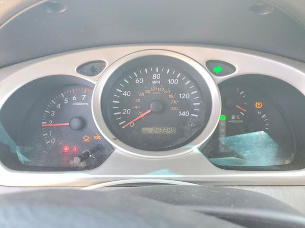 2016 TOYOTA HIGHLANDER STD/Base