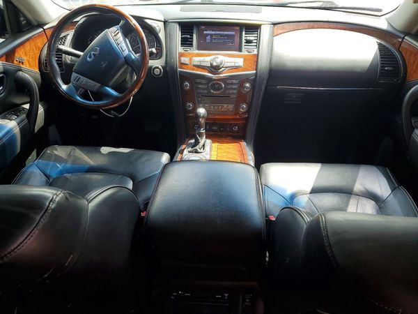 2017 INFINITI QX80