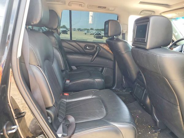 2017 INFINITI QX80