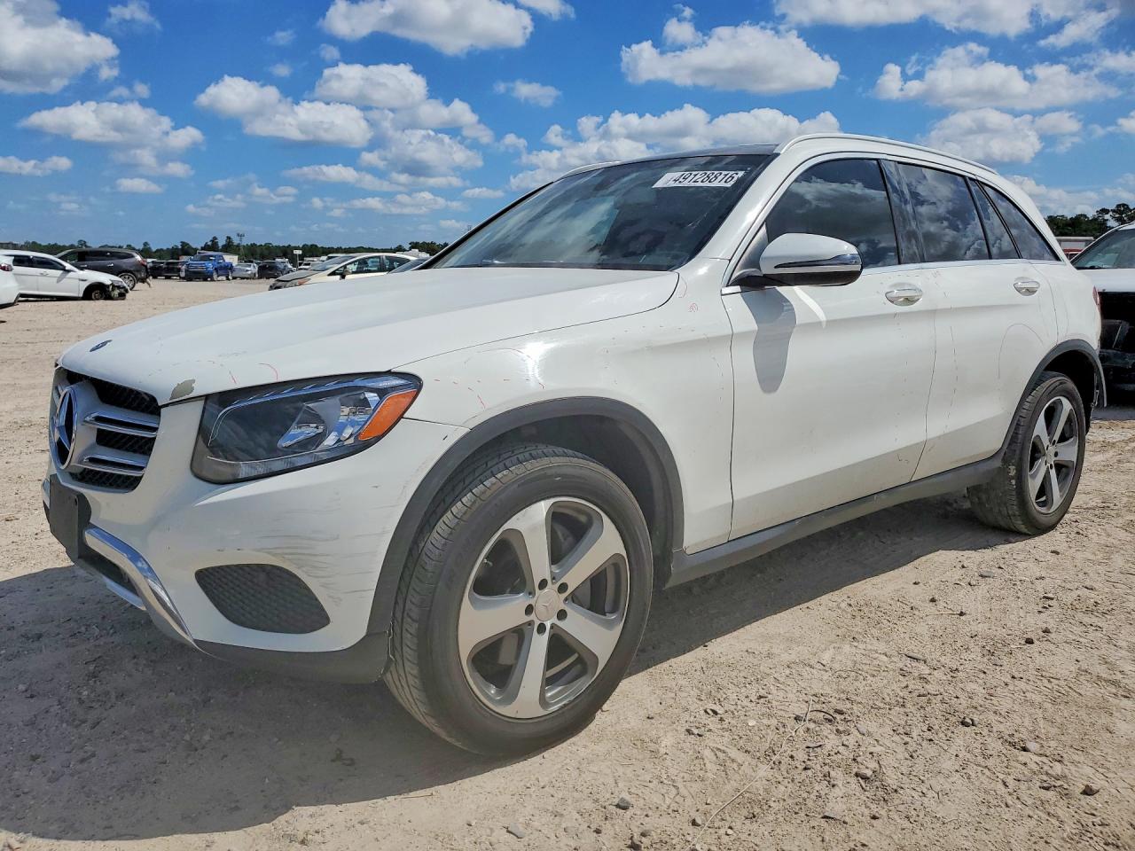 2016 MERCEDES-BENZ GLC GLC300