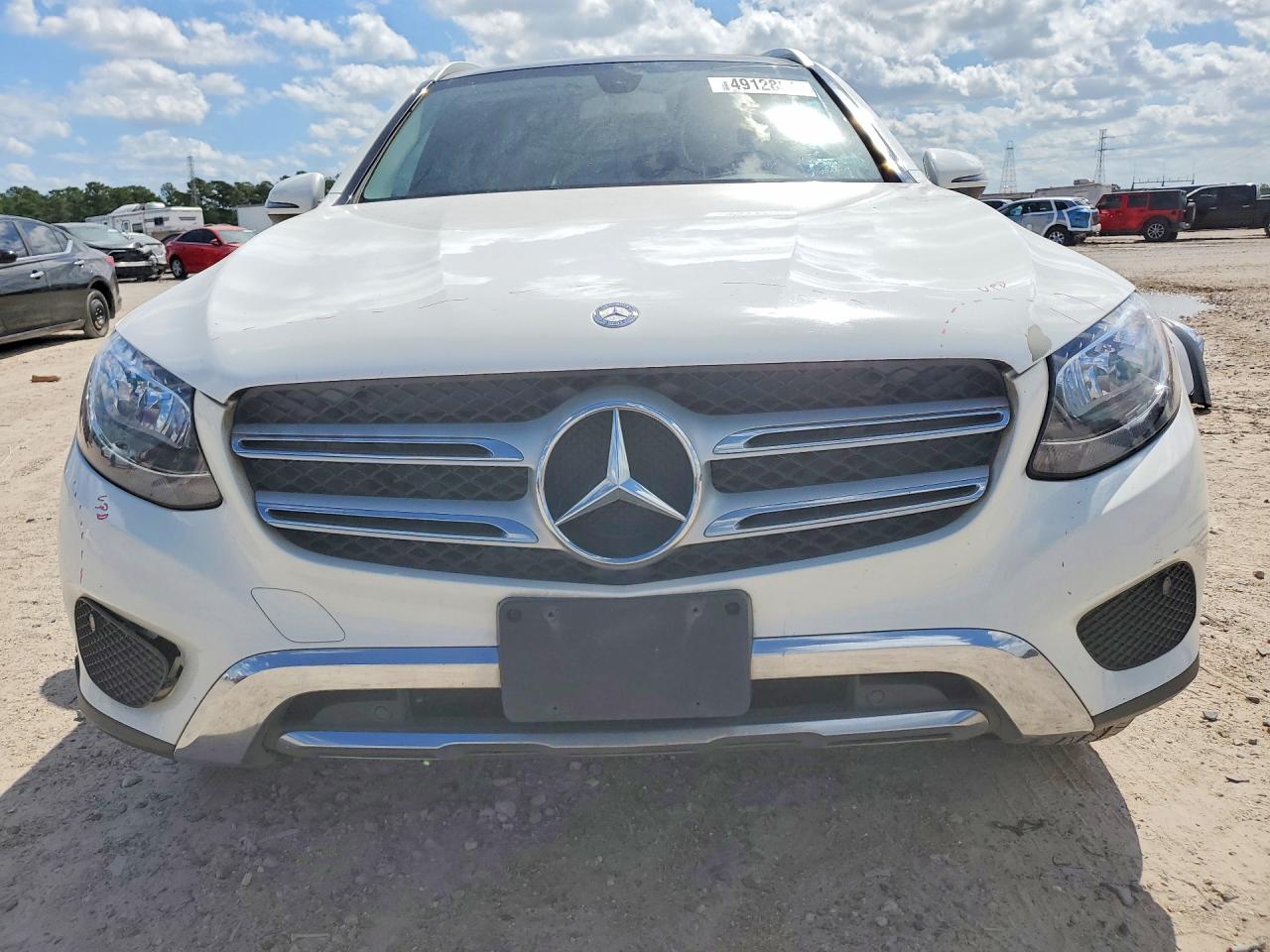 2016 MERCEDES-BENZ GLC GLC300