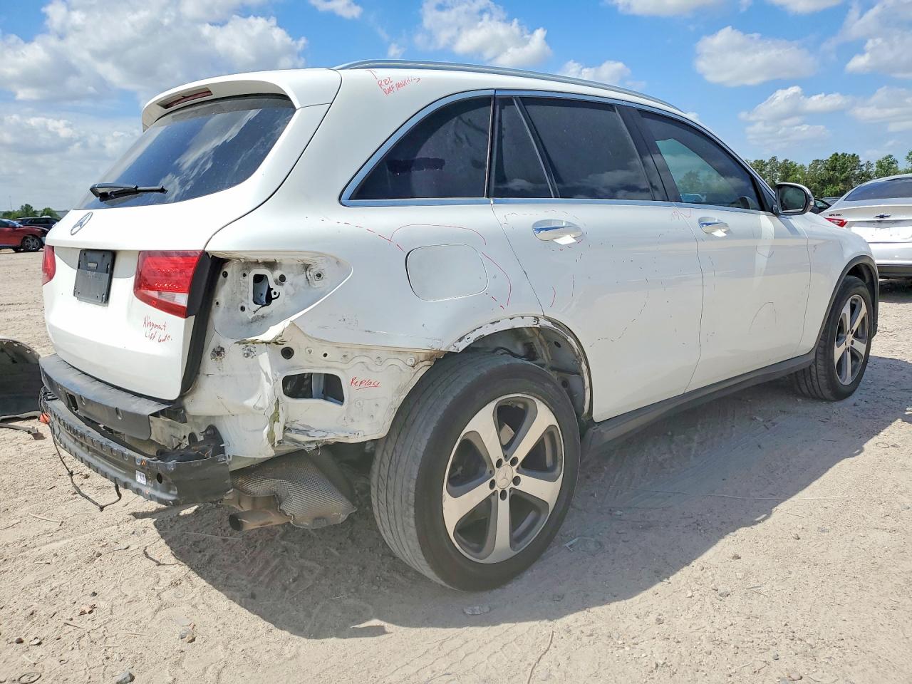 2016 MERCEDES-BENZ GLC GLC300