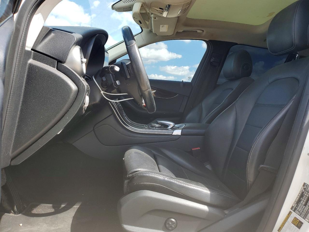 2016 MERCEDES-BENZ GLC GLC300