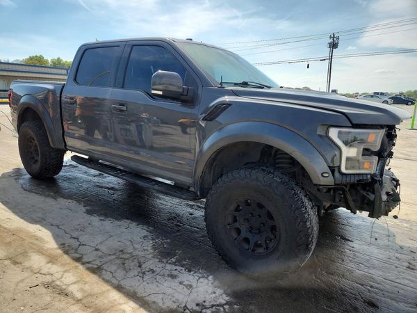 2018 FORD F150 Super Crew - Raptor