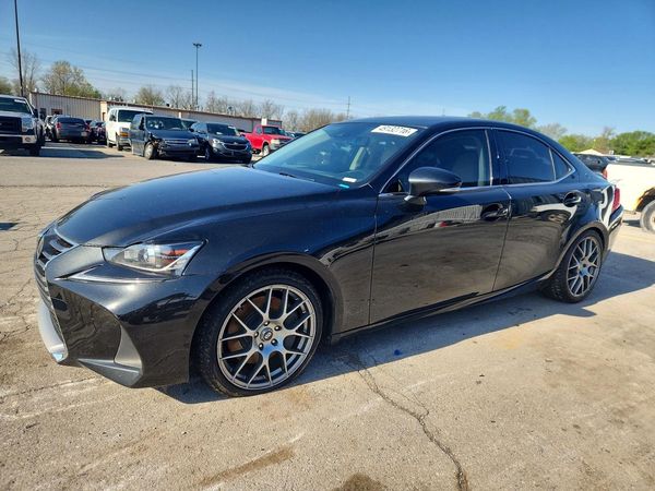 2018 LEXUS IS 300