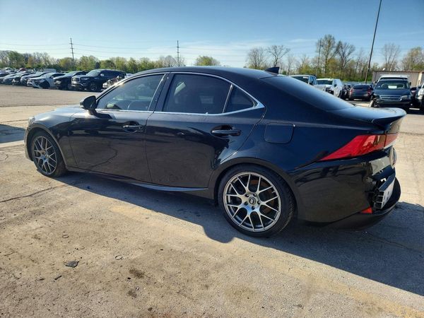 2018 LEXUS IS 300