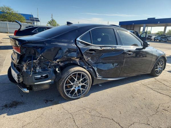 2018 LEXUS IS 300