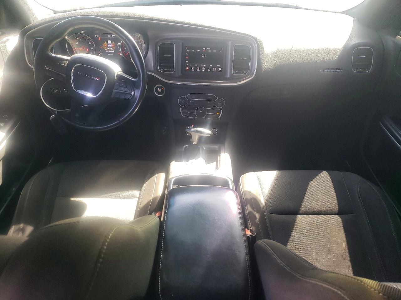 2019 DODGE CHARGER SXT