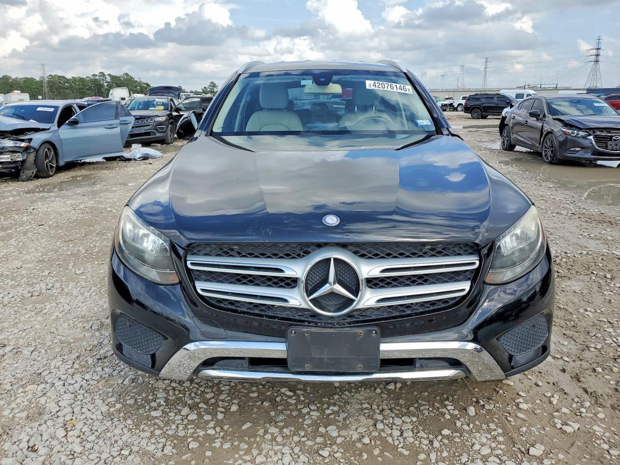 2016 MERCEDES-BENZ GLC