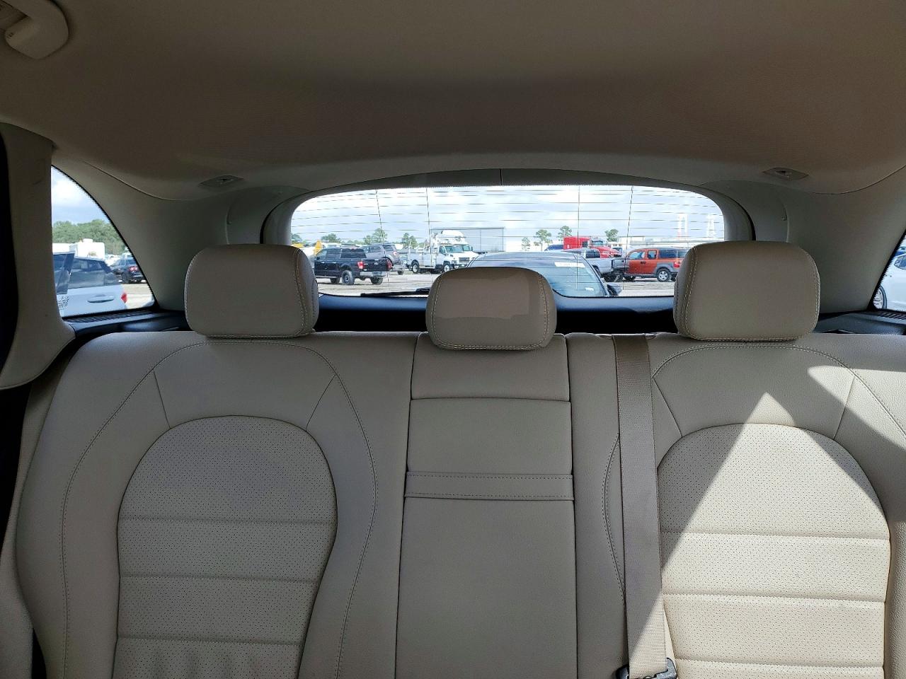 2016 MERCEDES-BENZ GLC