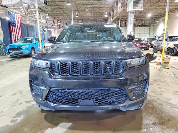 2023 JEEP GRAND CHEROKEE
