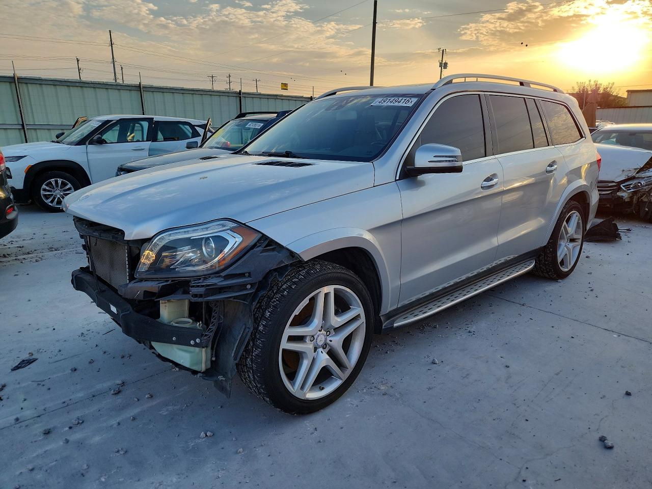 2014 MERCEDES-BENZ GL GL 550 4MATIC