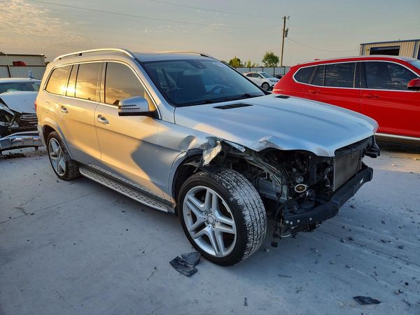 2014 MERCEDES-BENZ GL GL 550 4MATIC