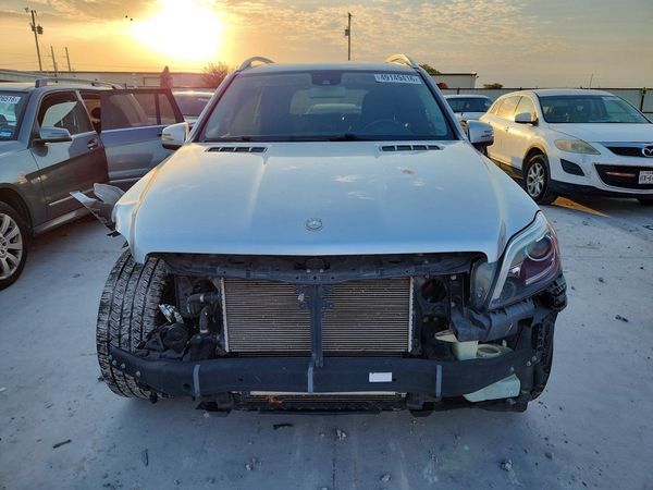 2014 MERCEDES-BENZ GL GL 550 4MATIC
