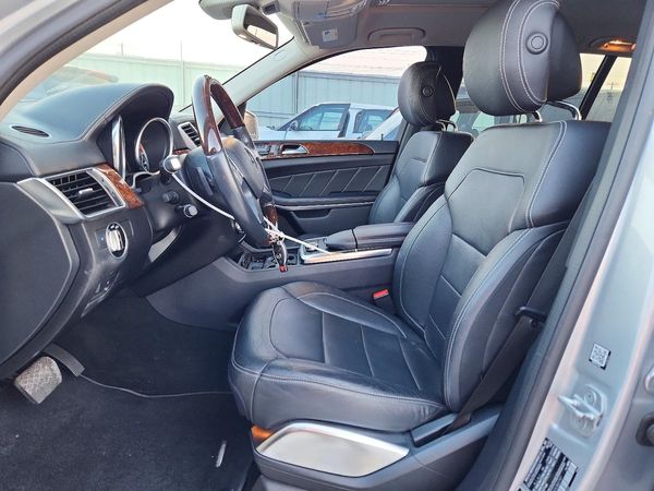 2014 MERCEDES-BENZ GL GL 550 4MATIC