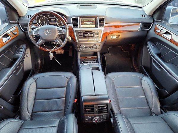 2014 MERCEDES-BENZ GL GL 550 4MATIC