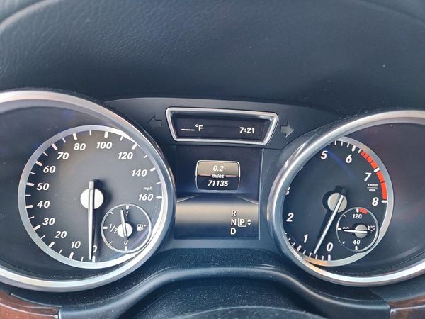 2014 MERCEDES-BENZ GL GL 550 4MATIC