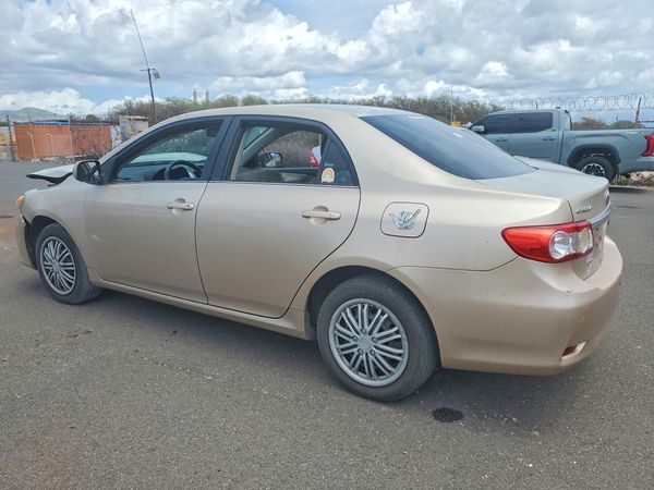 2013 TOYOTA COROLLA