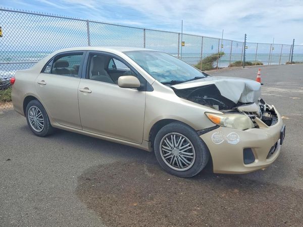 2013 TOYOTA COROLLA