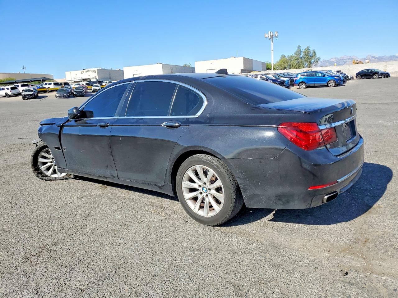 2015 BMW 740