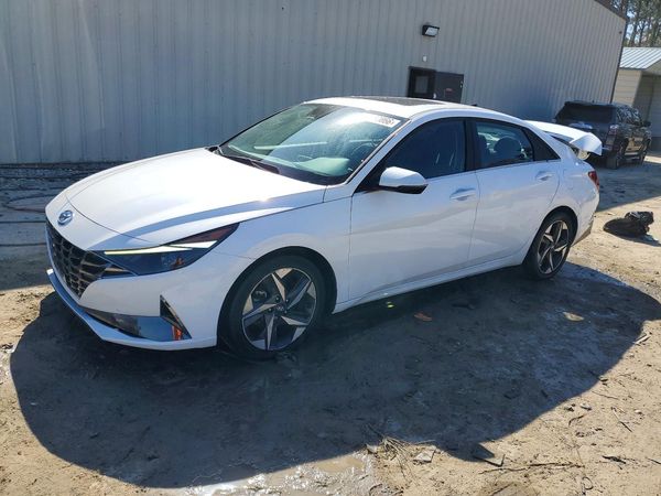 2021 HYUNDAI ELANTRA SEL w/ Premium Pkg