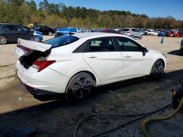 2021 HYUNDAI ELANTRA SEL w/ Premium Pkg