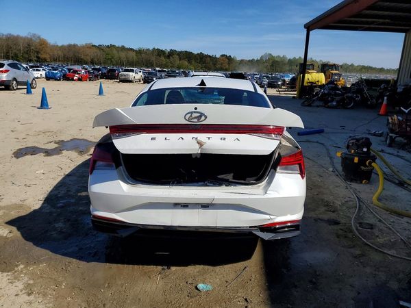 2021 HYUNDAI ELANTRA SEL w/ Premium Pkg