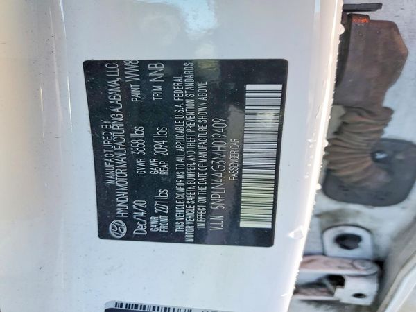 2021 HYUNDAI ELANTRA SEL w/ Premium Pkg