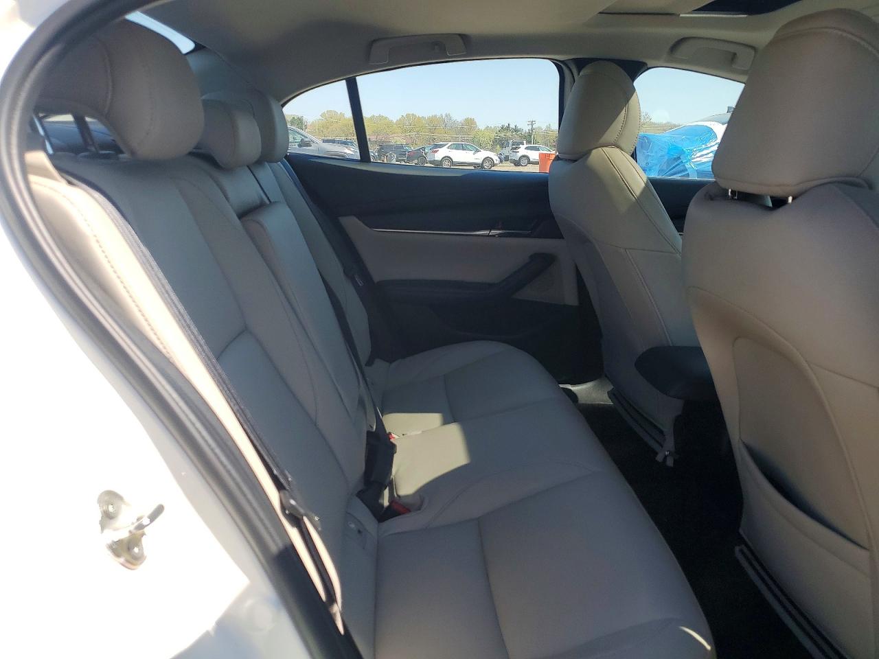2022 MAZDA 3 Preferred Package
