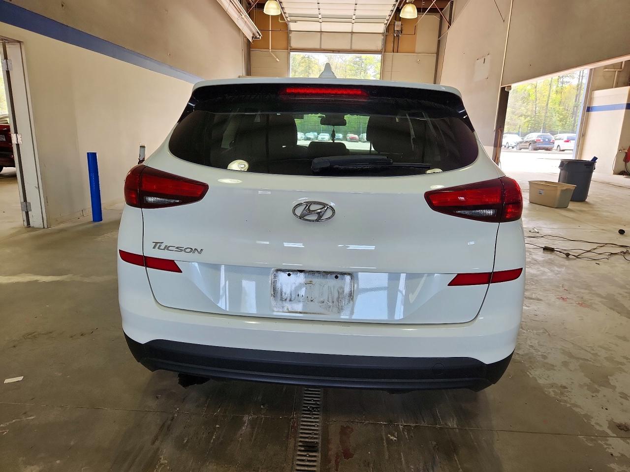 2020 HYUNDAI TUCSON SE