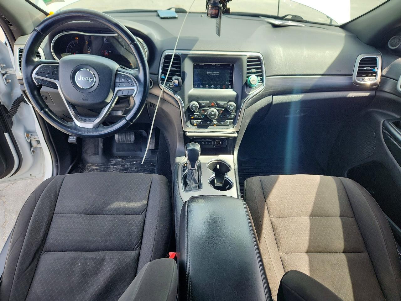 2021 JEEP GRAND CHEROKEE LAREDO 4X2