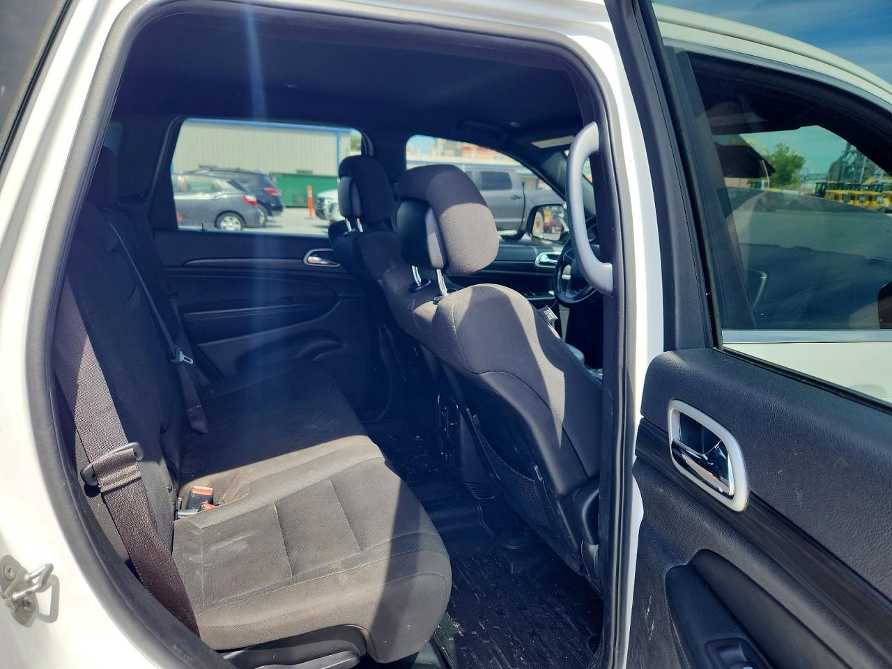 2021 JEEP GRAND CHEROKEE LAREDO 4X2