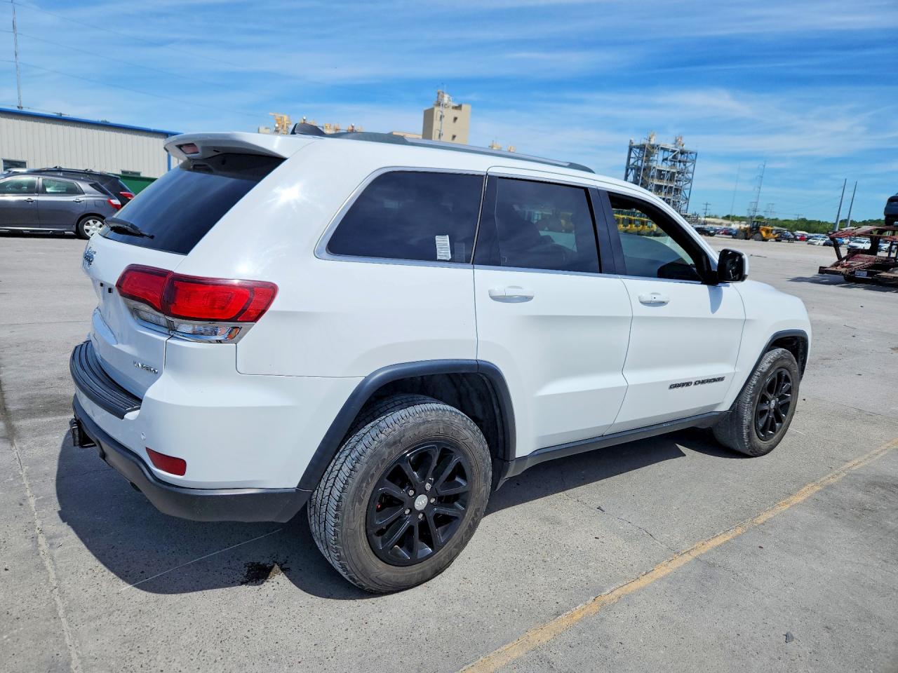 2021 JEEP GRAND CHEROKEE LAREDO 4X2