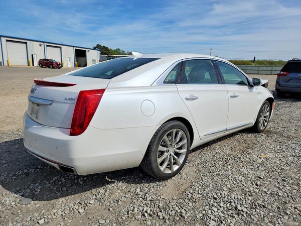2016 CADILLAC XTS