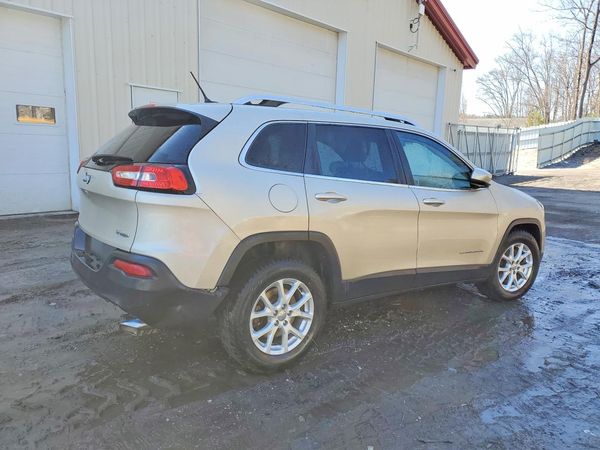 2015 JEEP CHEROKEE LATITUDE 4X4