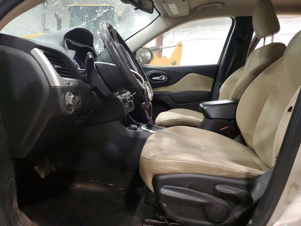 2015 JEEP CHEROKEE LATITUDE 4X4