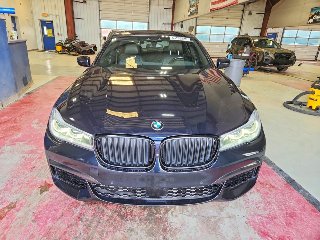 2017 BMW 750 xDrive