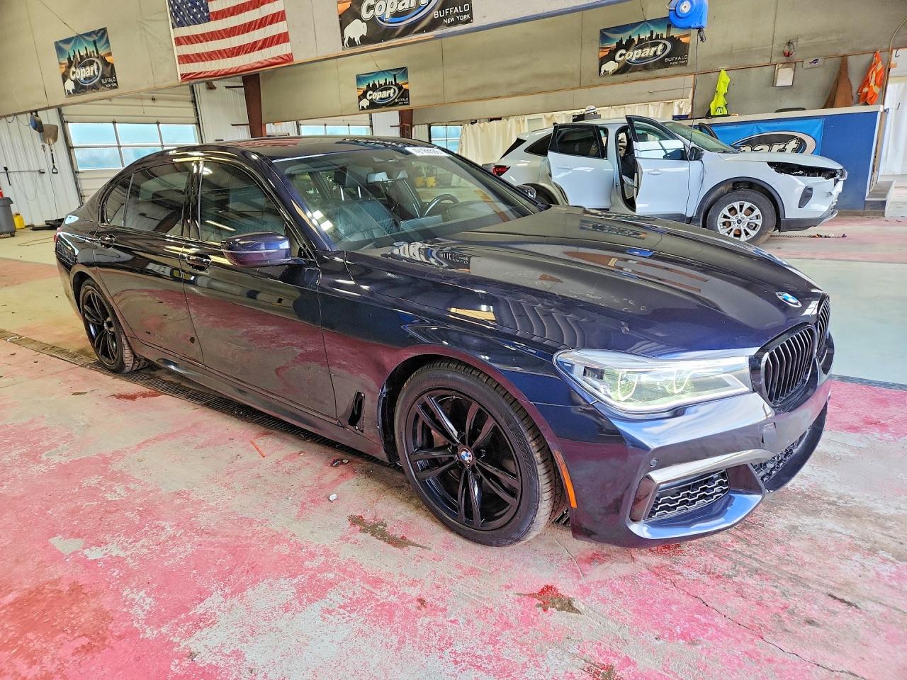 2017 BMW 750 xDrive