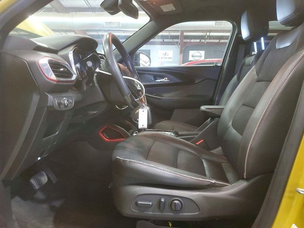 2023 CHEVROLET TRAILBLAZER RS — DENT
