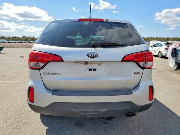 2014 KIA SORENTO