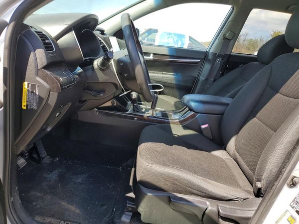 2014 KIA SORENTO