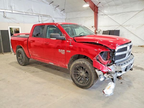 2019 RAM 1500 CLASSIC SLT